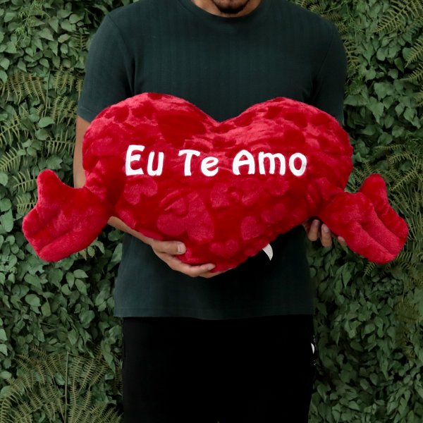Almofada Coração Eu te Amo 30cm