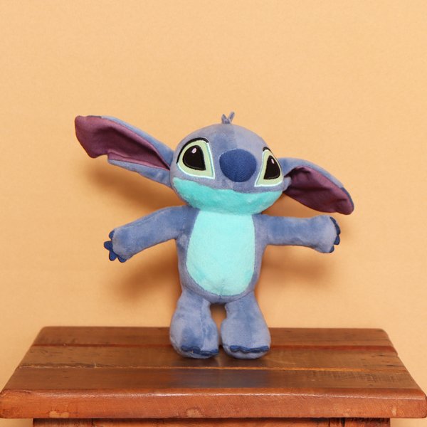 Pelúcia Stitch 20cm - Disney