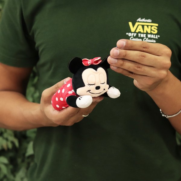 Pelúcia Minnie Dormindo Clip On 12cm - Disney