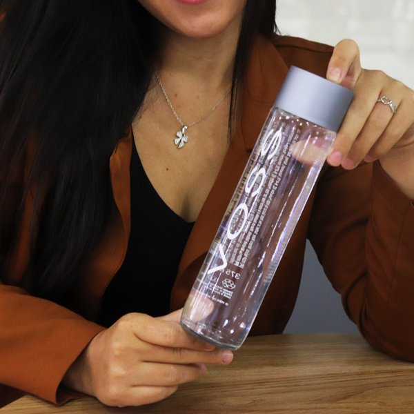 Água Voss sem Gás Vidro 375ml