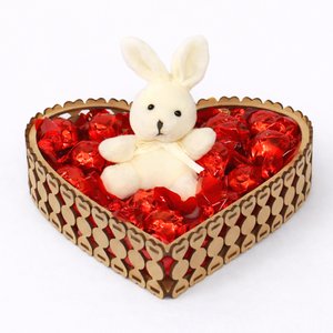 Imagem de Coração Pequeno com Pelúcia e Bombons 144g