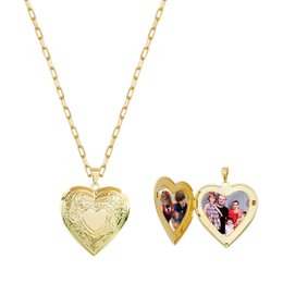 Imagem de COLAR DE CORAÇÃO AMORE RELICÁRIO FOLHEADO A OURO 18K