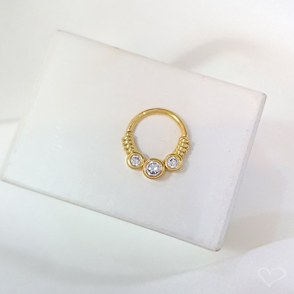 PIERCING DE FURO ARGOLA TORÇÃO 8MM REBECA ZIRCÔNIAS DOURADO PIUKA