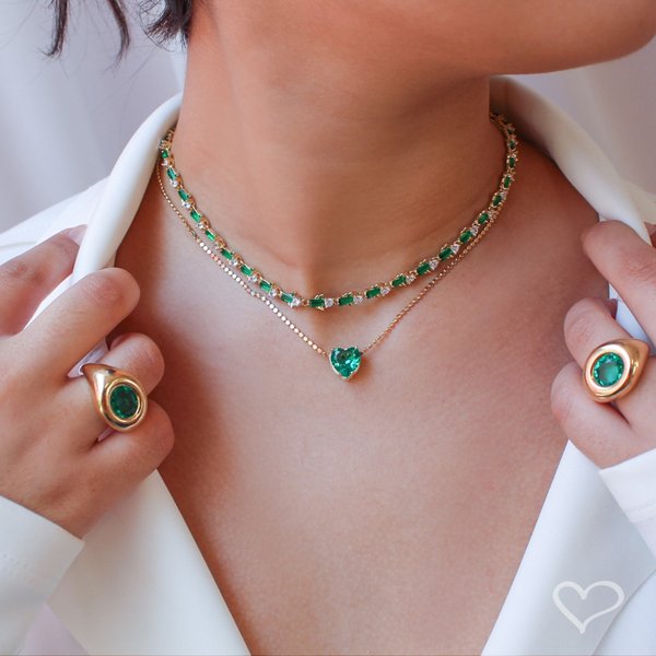 COLAR DE CORAÇÃO MARIA ANTÔNIA ZIRCÔNIA TURMALINA FOLHEADO A OURO 18K