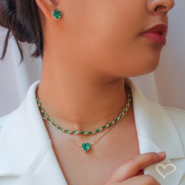COLAR DE CORAÇÃO MARIA ANTÔNIA ZIRCÔNIA TURMALINA FOLHEADO A OURO 18K