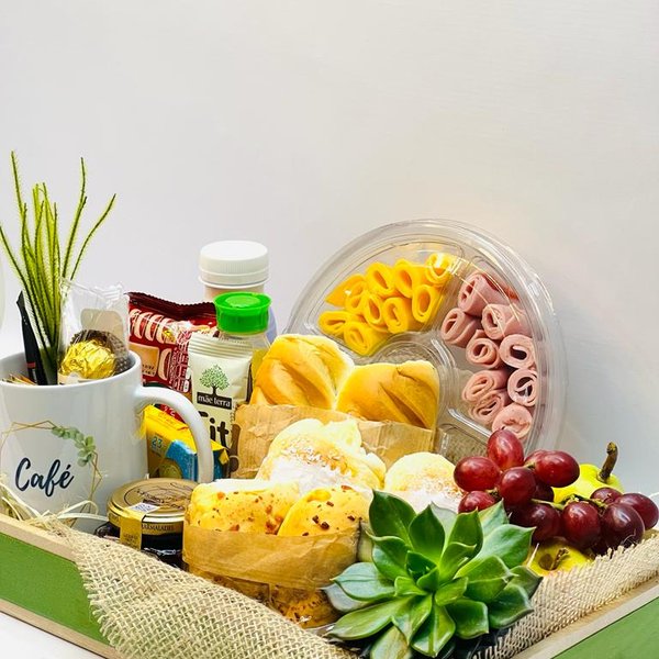 Bandeja Café com Suculenta 