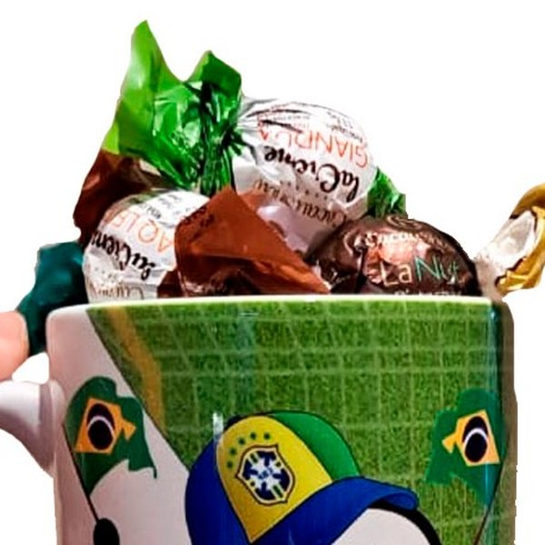 Caneca Brasil e Bombons 