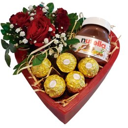 Imagem de Cesta Com Rosas e Ferrero Rocher