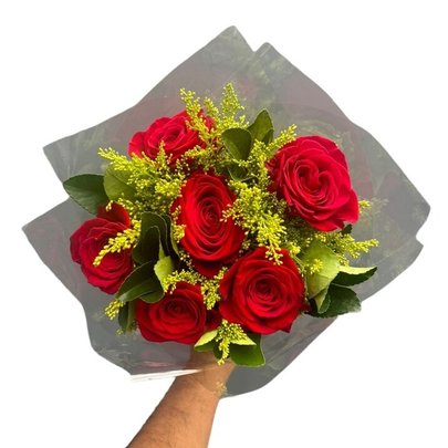 Buquê Especial Com 6 Rosas Vermelhas