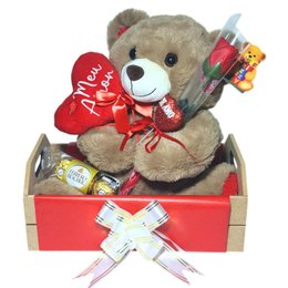 Imagem de Cesta Presente Meu Amor com Urso Flor e Ferrero