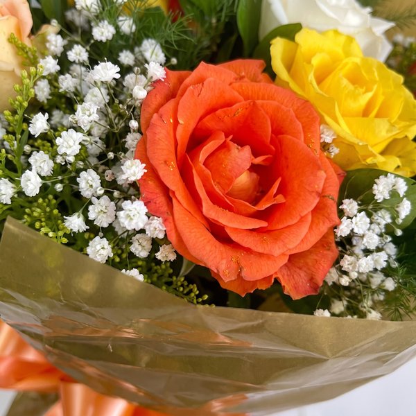 Buquê Rosas Tropicais.