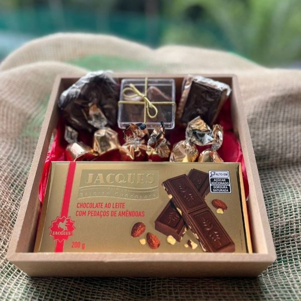 Cesta de Chocolate Doçuras do Mundo