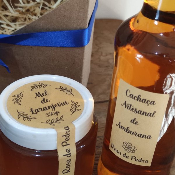 Box Carta com Cacto Especial, Cachaça Artesanal e Mel