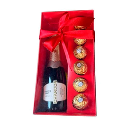 Imagem de Caixa de Bombons com espumante