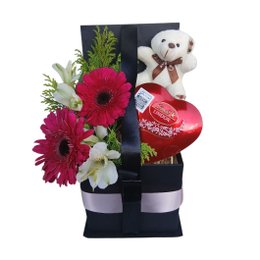 Imagem de Gérbera Do Amor e Chocolate Lindt