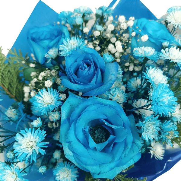 Toque Azul  Buquê com 4 Rosas Encantadoras