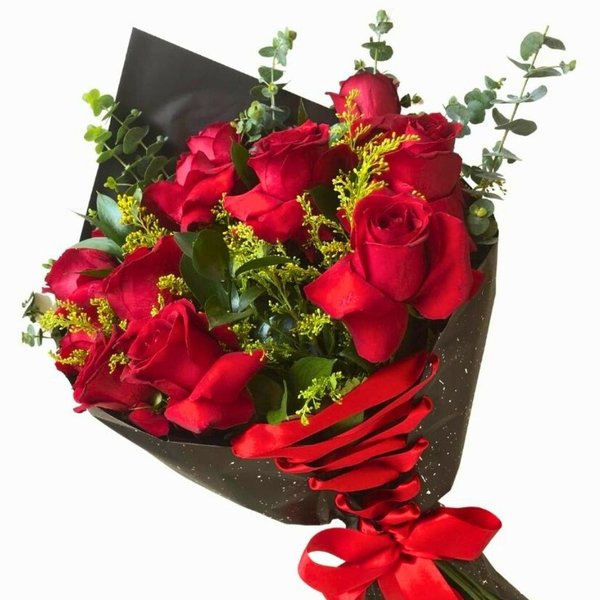 Buquê com 12 Rosas na Cor Vermelha - Luxo