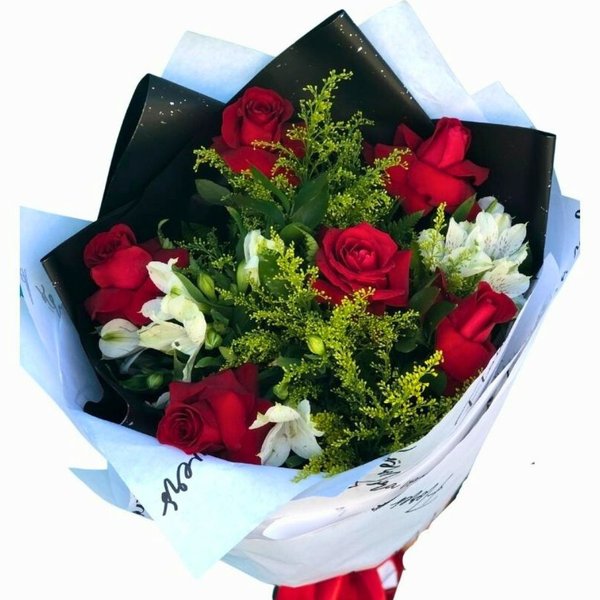 Buquê com 6 Rosas na Cor Vermelha - Especial