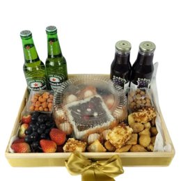 Imagem de Cesta de Aniversário com Cerveja Bolo e Petiscos