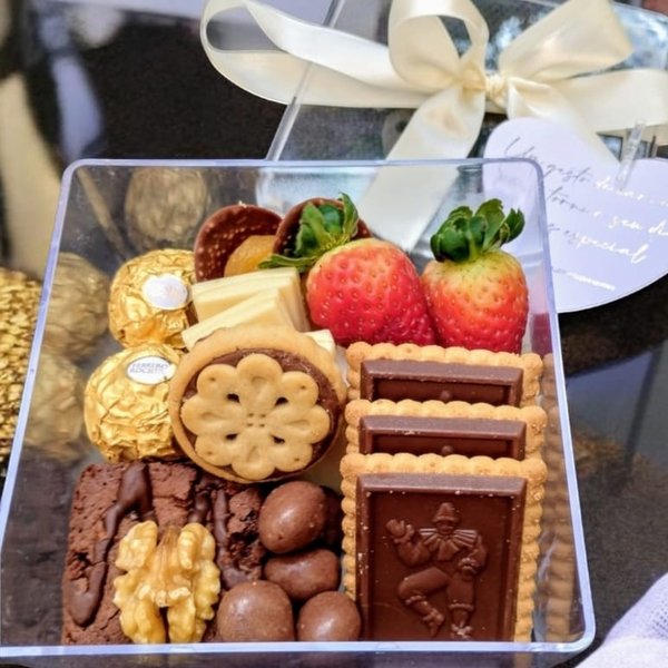 Cesta Presente Mini Encanto de Chocolate