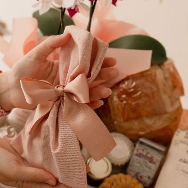 Cesta Presente Dia dos Namorados Entre Laços de Amor