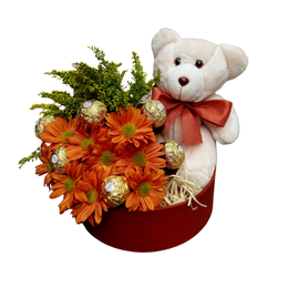 Imagem de Pelúcia com Flores e Chocolate