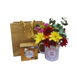 Imagem de Flores na Caneca Mulher