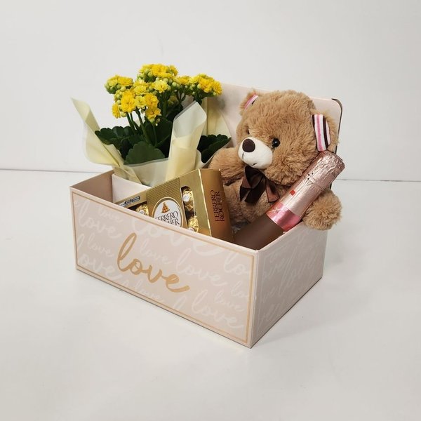 Cesta para Presente Love Gold