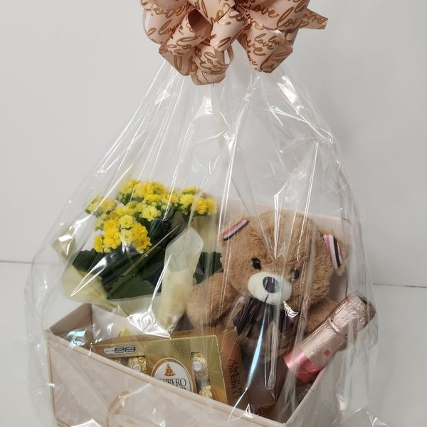 Cesta para Presente Love Gold
