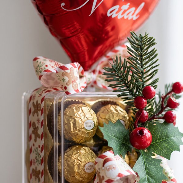 Ferrero Rocher com Balão de Natal