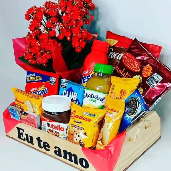 Cesta de Café da Manhã Romântica Média