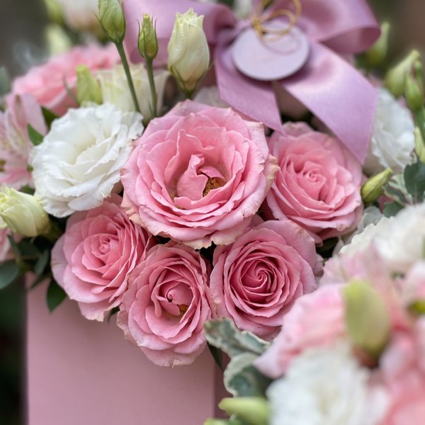 Caixa Box Lisianthus e Rosas