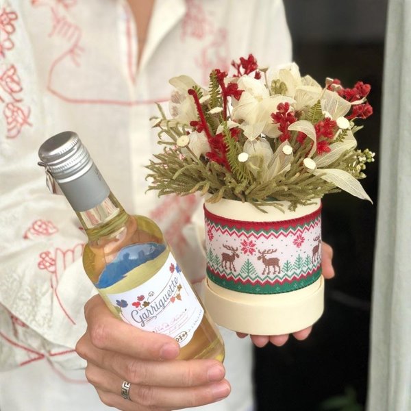Flores Secas em Caixa Natalina Vinho Branco Francês 