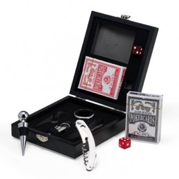 Imagem de Kit Vinho com Jogo de Baralho