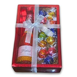 Imagem de Presente Vermelho Freixenet Rosé e Chocolate Lindt