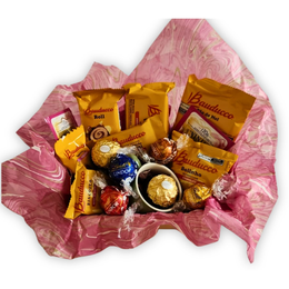 Imagem de Cesta Gourmet Floral Lindt, Ferrero e Bauducco