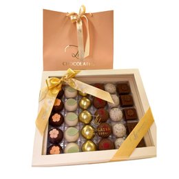 Imagem de Caixa Luxo 30 Doces Sortidos Lu Chocolates