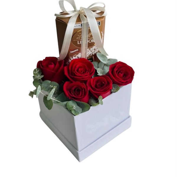 Dream Box Branco com Rosas e Lindt 