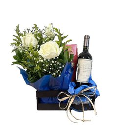 Imagem de Arranjo de Rosas Brancas e Vinho DV Catena