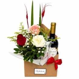 Imagem de Box Clássica Dia das Mães com Rosas e Vinho