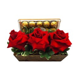 Imagem de Jardineira de Rosas com Ferrero Rocher