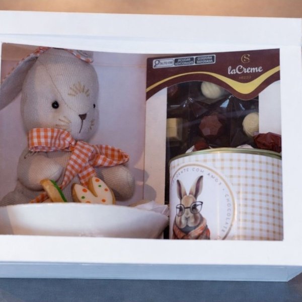 Cesta Imperial Páscoa & Cerâmica Amora