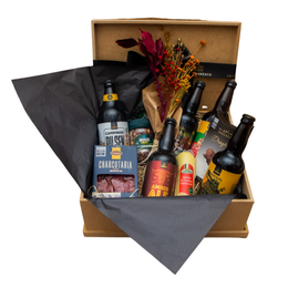 Imagem de Cesta com Cervejas Artesanais e Chocolate Luxo