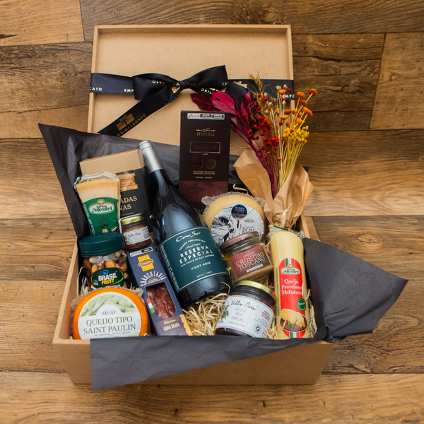 Cesta Presente Luxo Gourmet Queijos & Vinho
