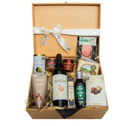 Imagem de Cesta Gourmet com Vinho Português & Chocolates