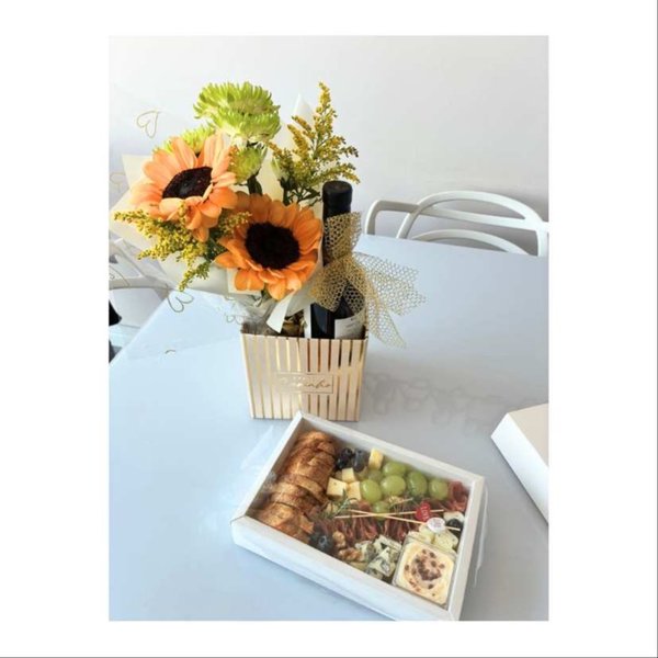 Box com Vinho Entre Flores e Sabores