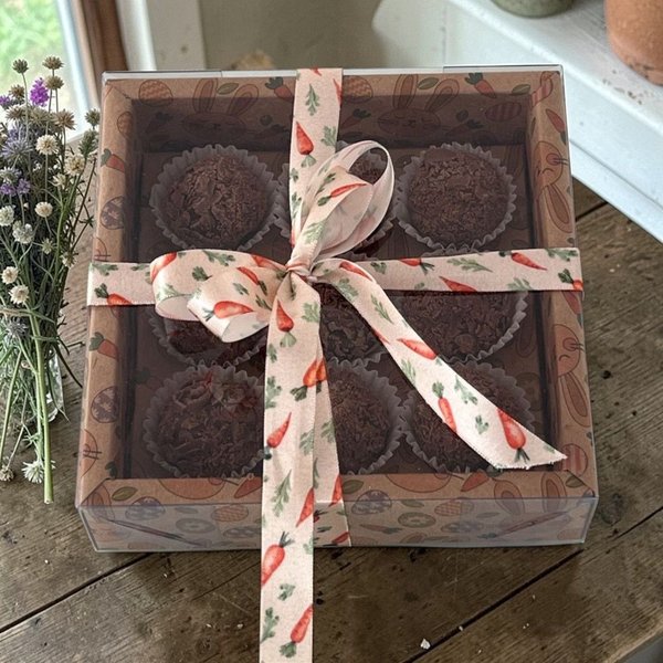 Caixa de Brigadeiros Gourmet - Tema Páscoa Encantada 