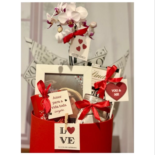 Box Romântica Orquidea, Porta Retrato e Chocolates