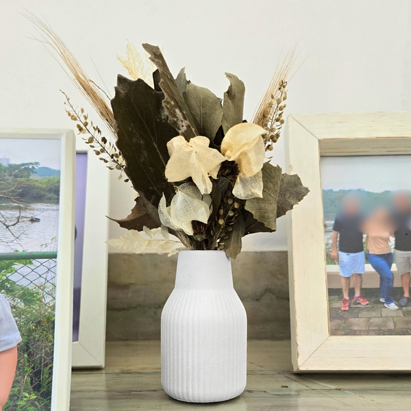 Arranjo De Flores Secas Vaso Garrafa Retrô Decorativo