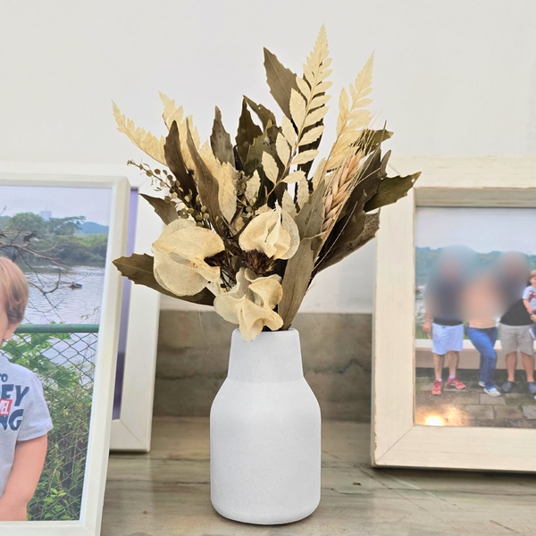 Arranjo De Flores Secas Vaso Decor Garrafa Retrô Liso